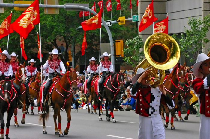 tan-huong-nhung-le-hoi-mua-thu-hap-dan-o-canada-3